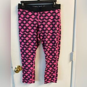 Women’s Nike Cropped Workout Capris